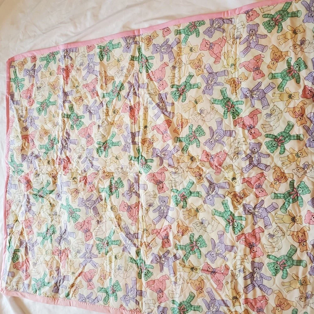 VTG Handmade Baby Quilted‎ Blanket Pastel Bears & Hearts Vintage